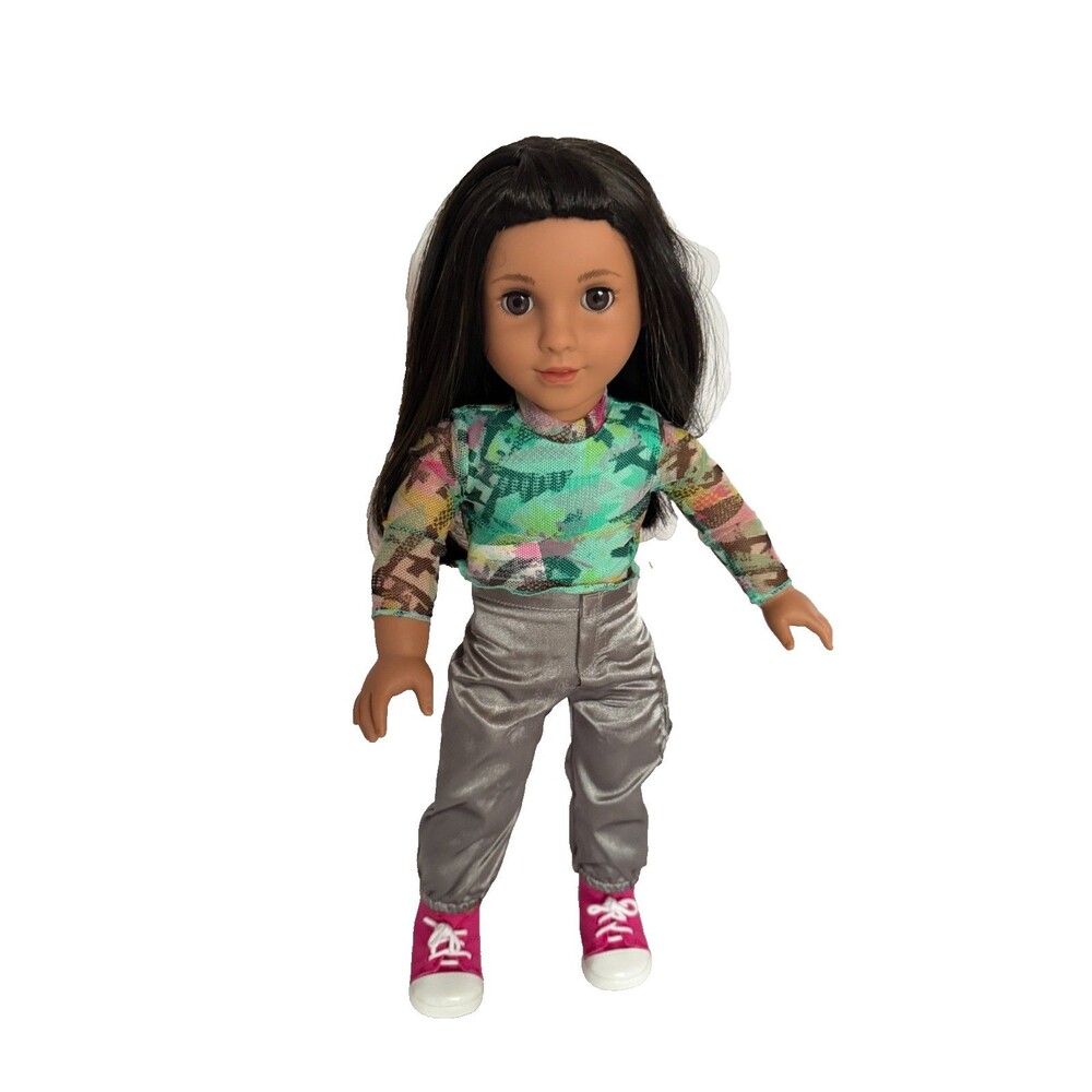 American Girl Doll Kavi Sharma GOTY 2023 18" Medium Skin Tone Dark Brown Hair